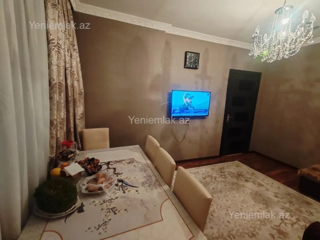 Satılır 2 otaqlı köhnə tikili 40 m²