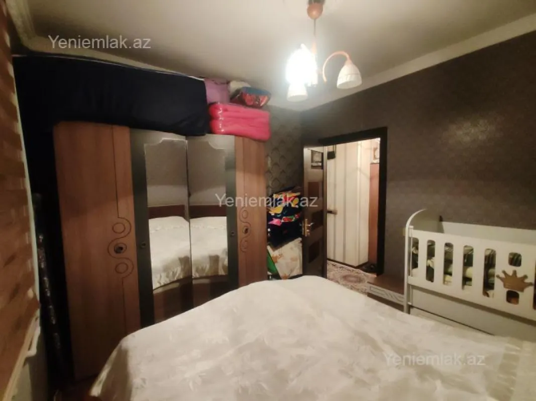 Satılır 2 otaqlı köhnə tikili 40 m²