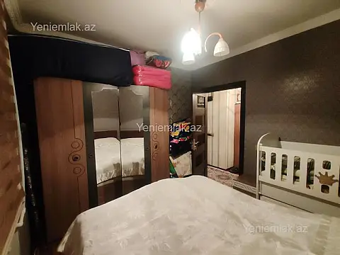 Satılır 2 otaqlı köhnə tikili 40 m²