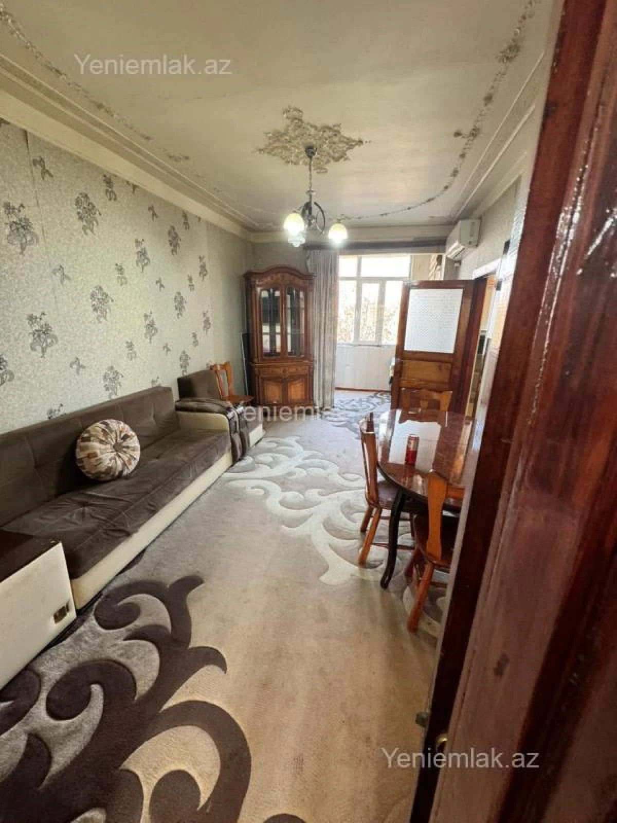 Satılır 2 otaqlı köhnə tikili 54 m²