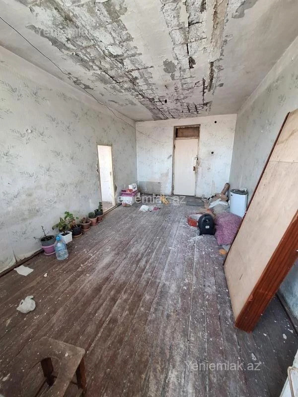 Satılır 2 otaqlı köhnə tikili 39 m²