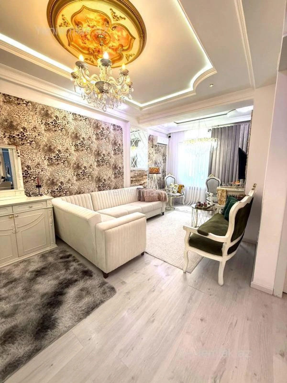 Satılır 3 otaqlı yeni tikili 90 m²