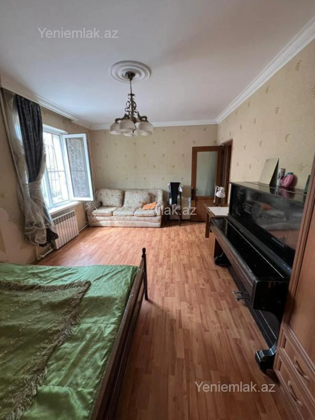 Satılır 1 otaqlı köhnə tikili 40 m²