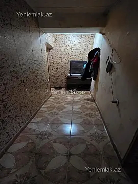 Satılır 1 otaqlı köhnə tikili 40 m²