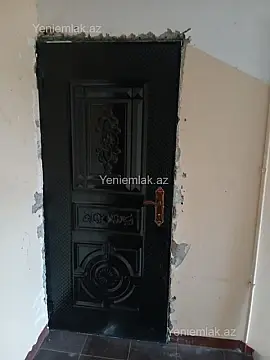 Satılır 2 otaqlı köhnə tikili 70 m²