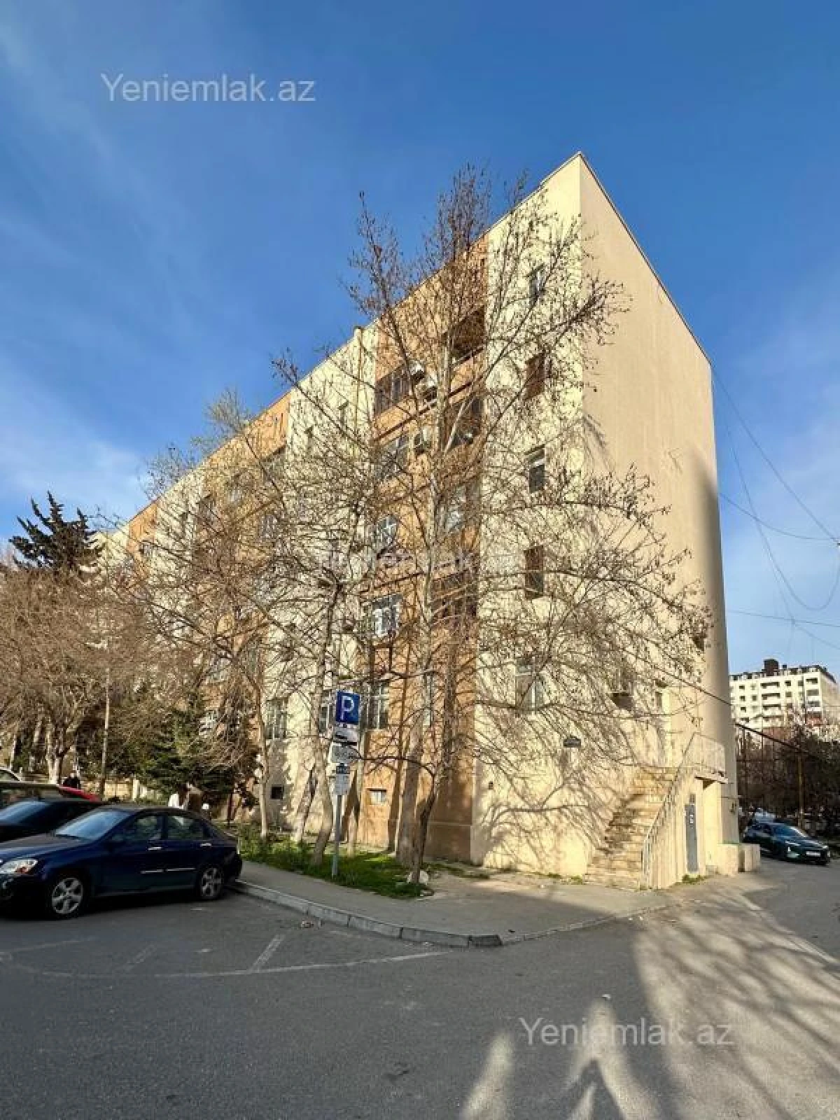 Satılır 3 otaqlı köhnə tikili 80 m²
