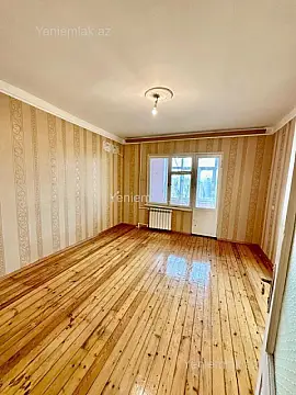 Satılır 3 otaqlı köhnə tikili 80 m²