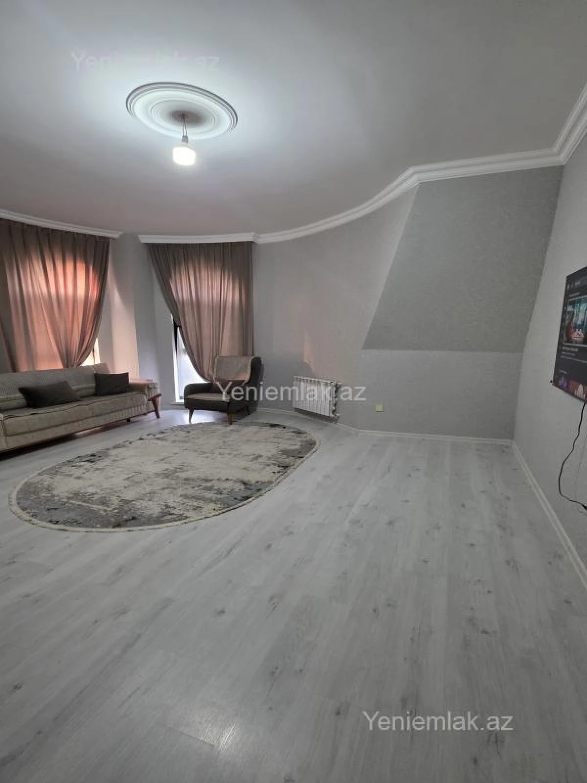 Satılır 4 otaqlı yeni tikili 136 m²