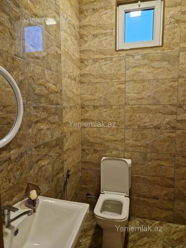 Satılır 8 otaqlı obyekt 208 m²