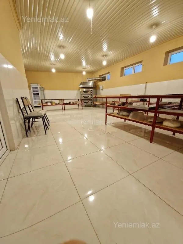 Satılır 8 otaqlı obyekt 208 m²