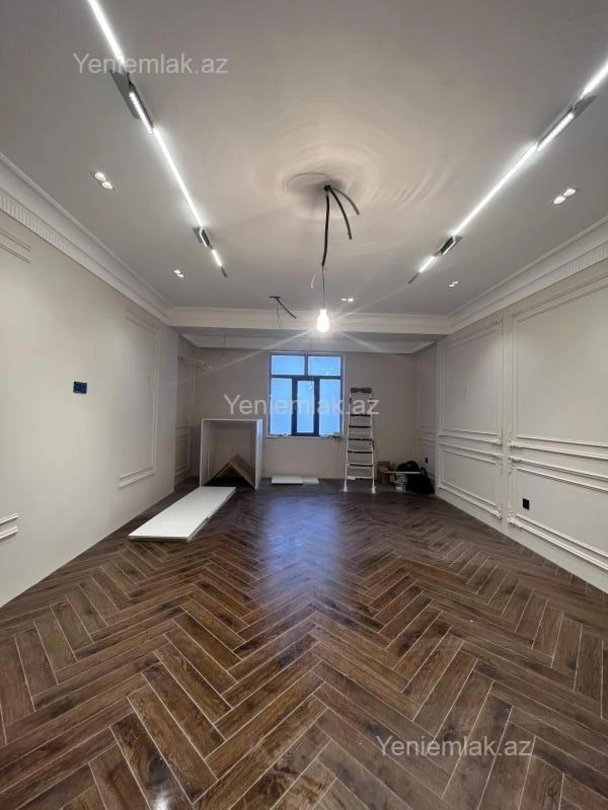 Satılır 3 otaqlı yeni tikili 107 m²