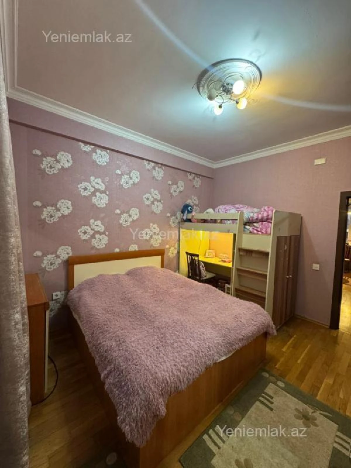 Satılır 3 otaqlı yeni tikili 80 m²