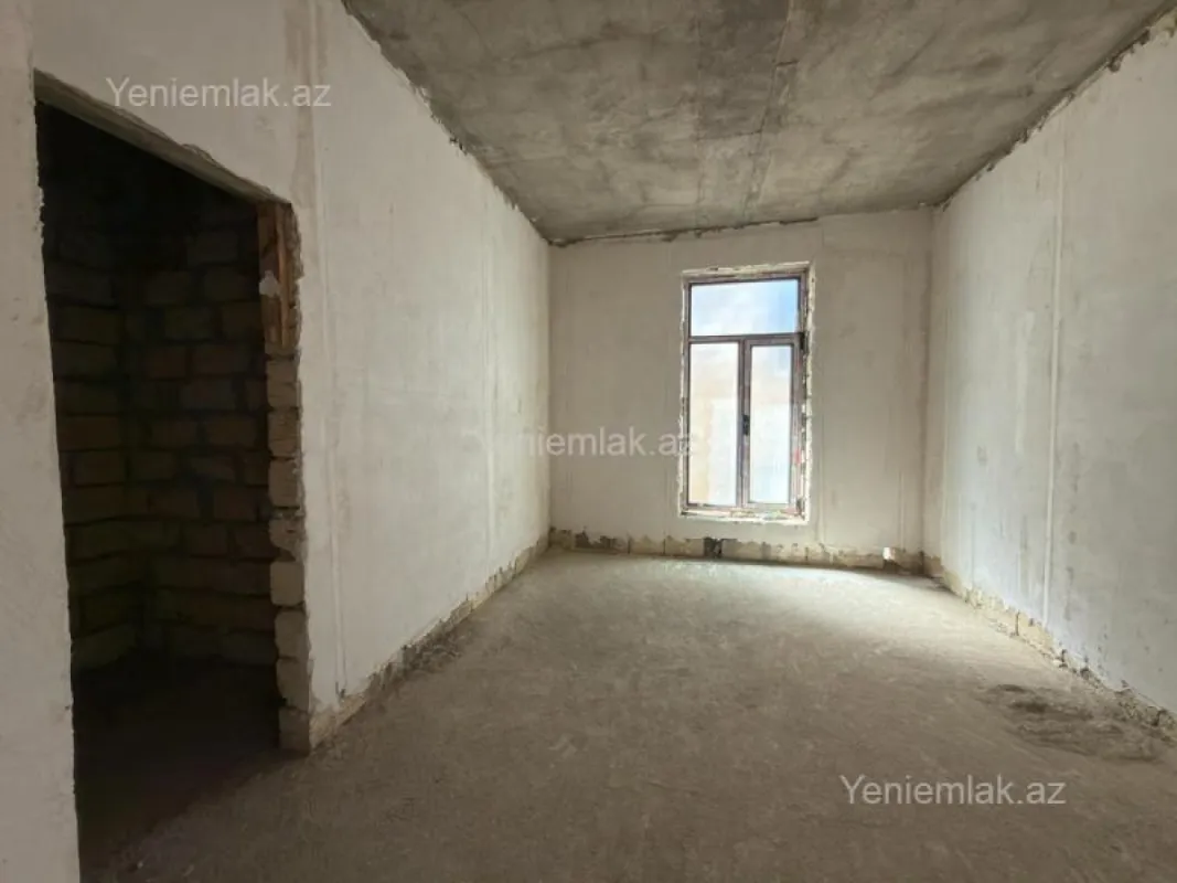Satılır 6 otaqlı həyət evi 367 m²