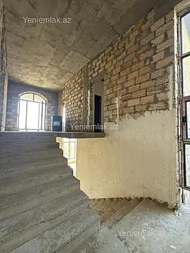 Satılır 6 otaqlı həyət evi 367 m²