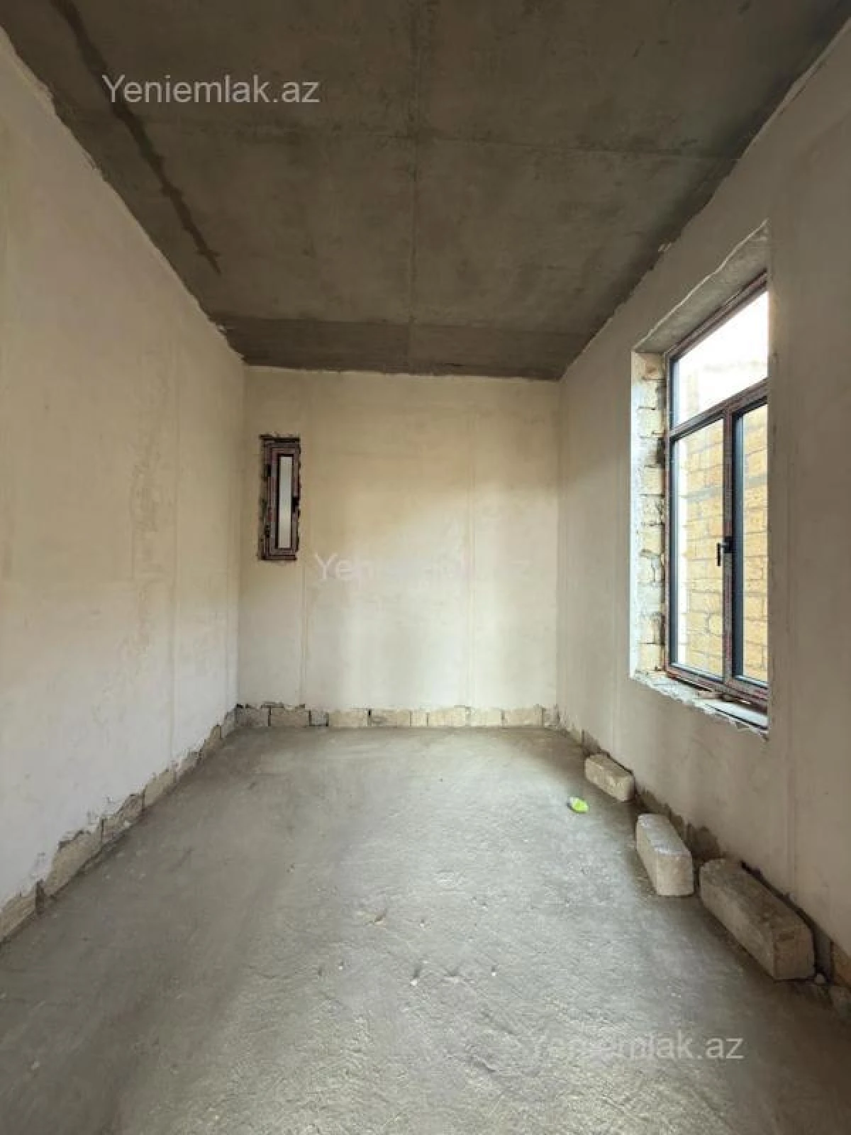 Satılır 6 otaqlı həyət evi 367 m²