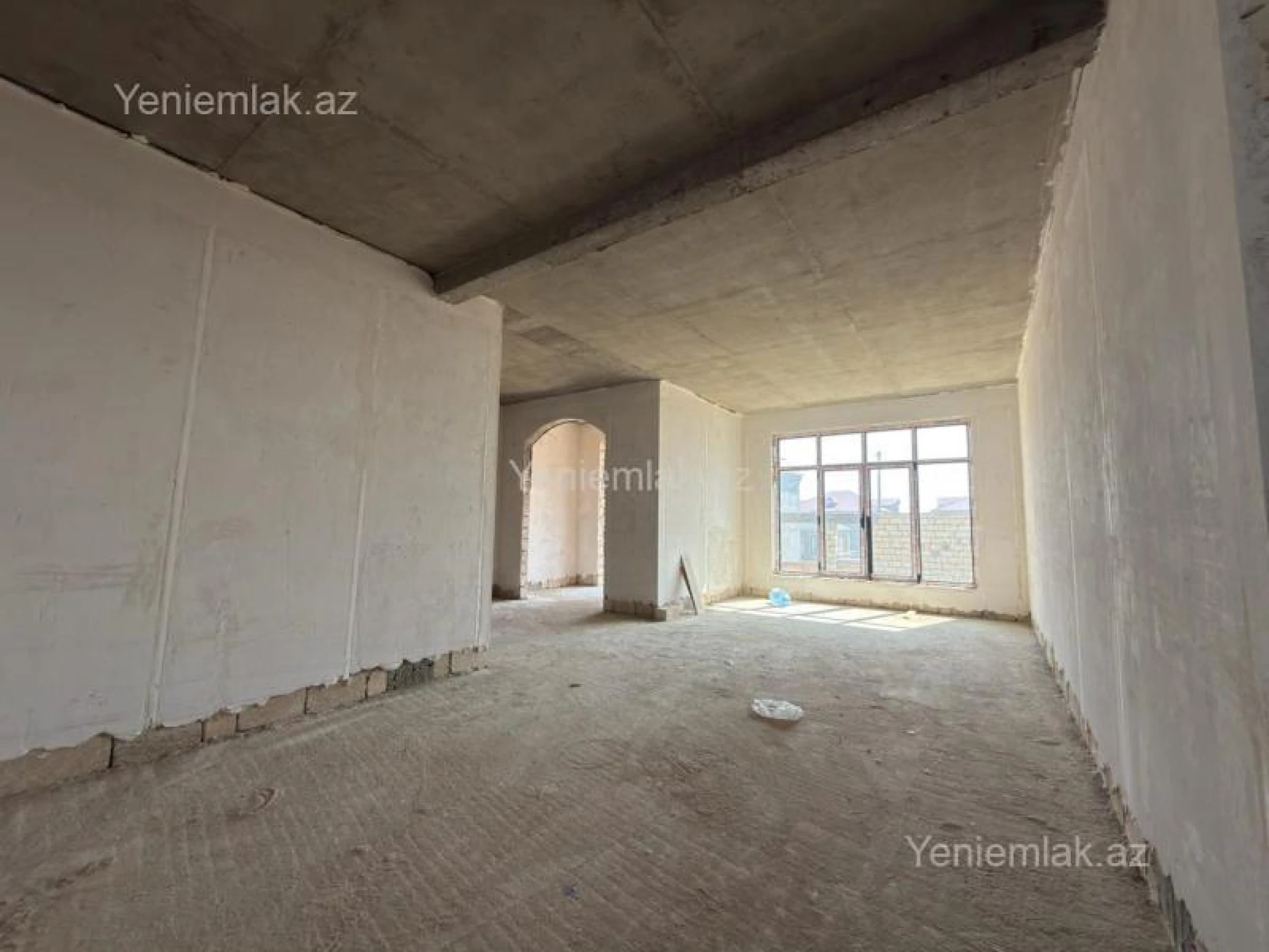 Satılır 6 otaqlı həyət evi 367 m²
