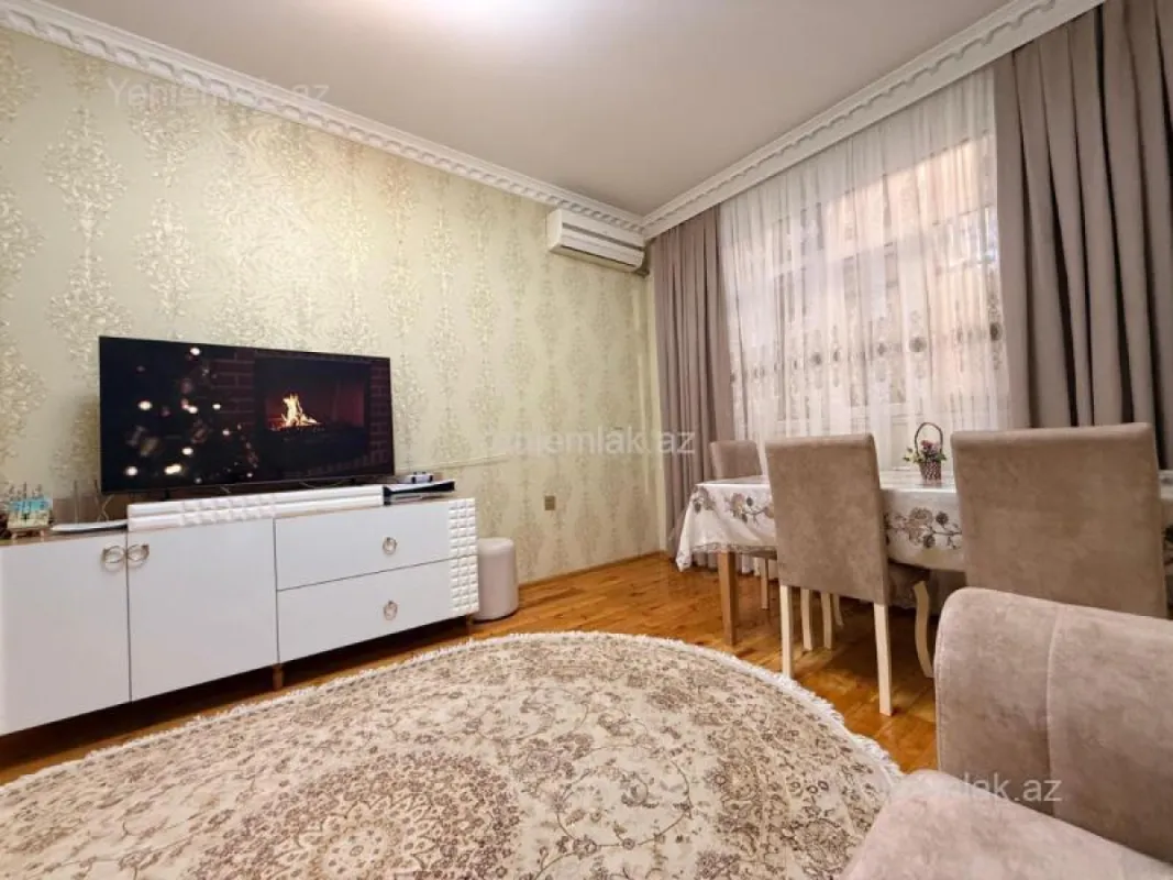 Satılır 2 otaqlı yeni tikili 72 m²