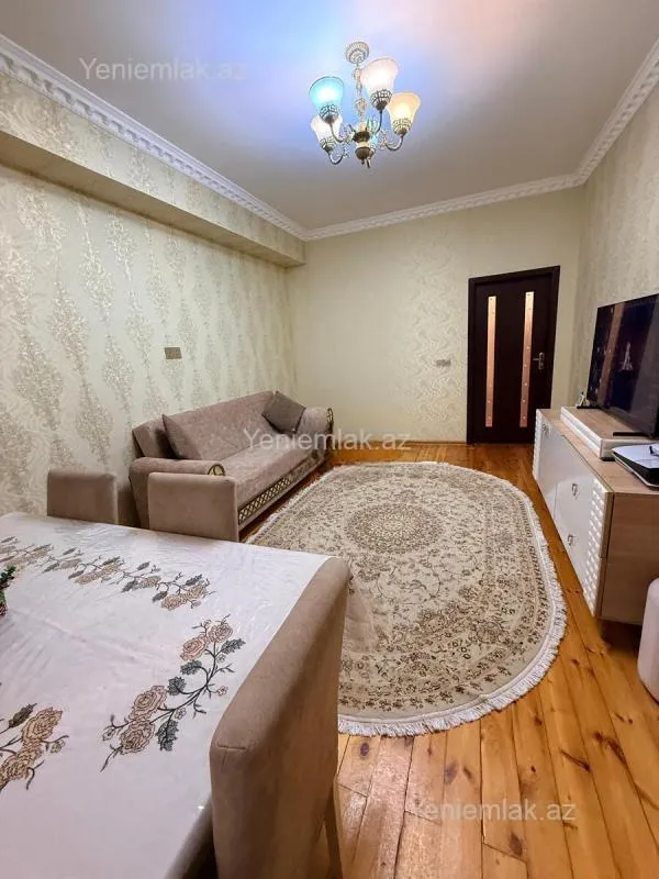 Satılır 2 otaqlı yeni tikili 72 m²