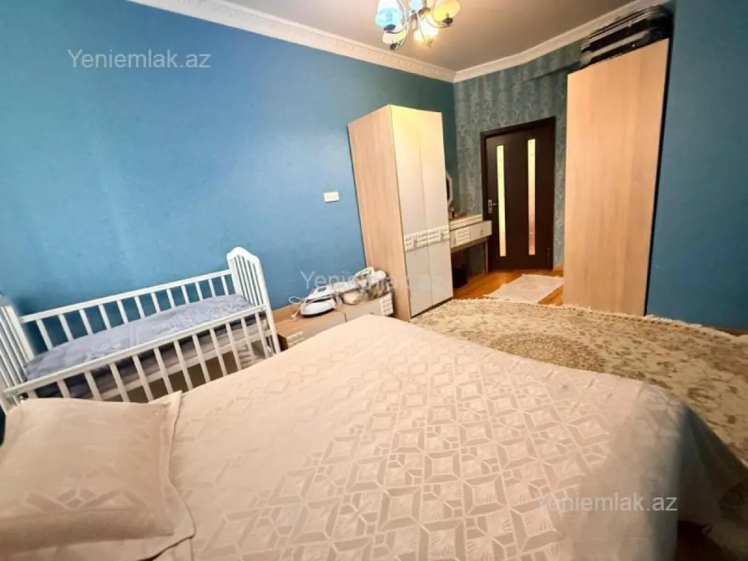 Satılır 2 otaqlı yeni tikili 72 m²