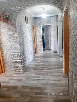 Satılır 5 otaqlı köhnə tikili 120 m²