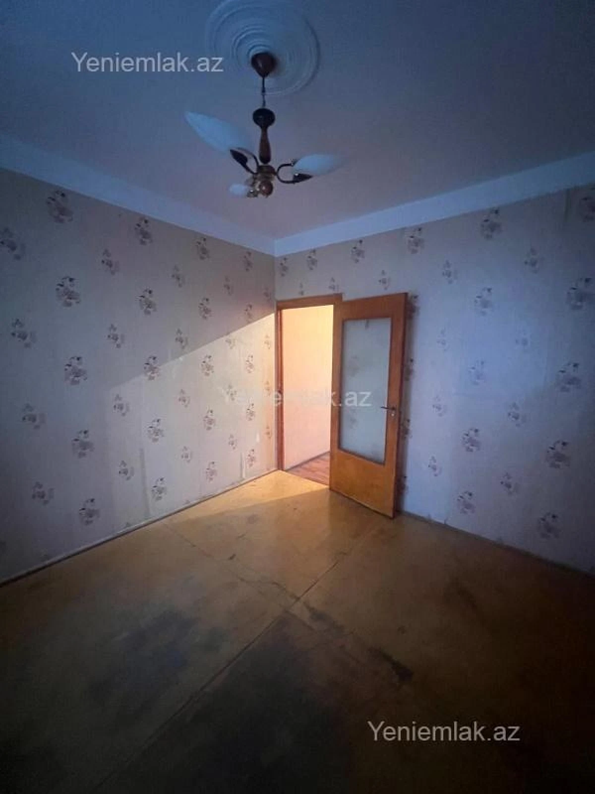 Satılır 5 otaqlı köhnə tikili 103 m²