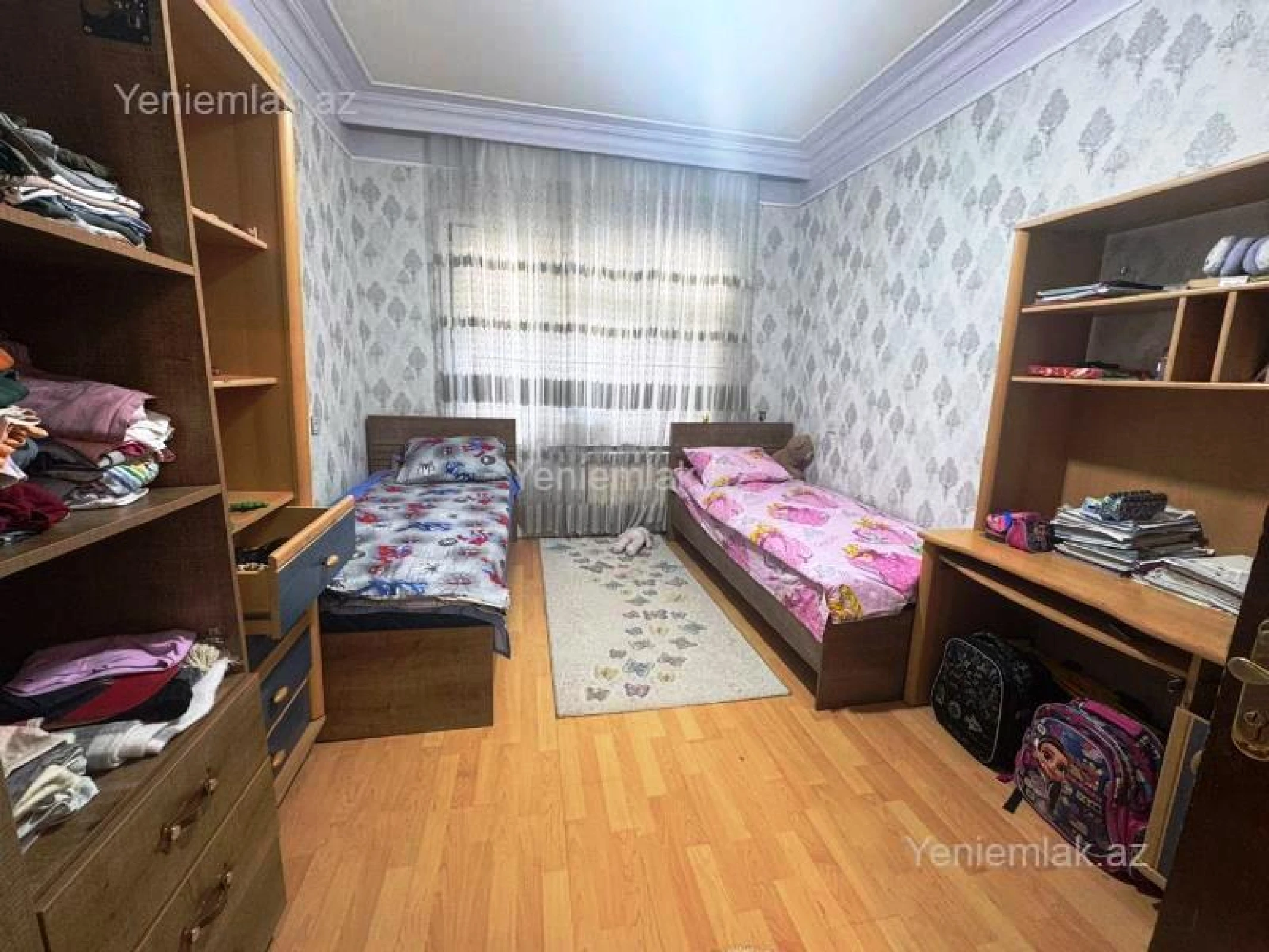 Satılır 4 otaqlı köhnə tikili 100 m²