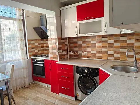 Satılır 5 otaqlı köhnə tikili 110 m²
