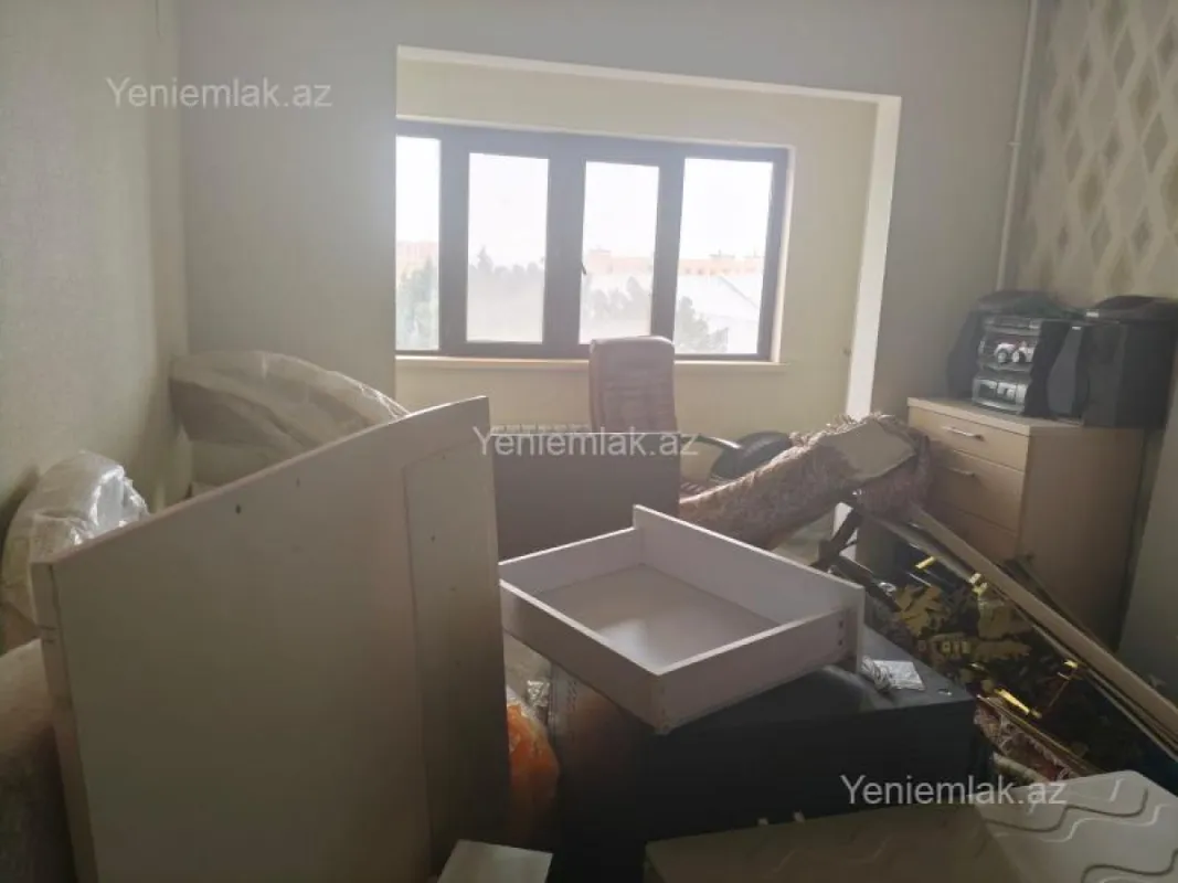 Satılır 5 otaqlı köhnə tikili 110 m²