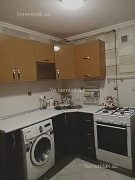 Satılır 1 otaqlı köhnə tikili 38 m²