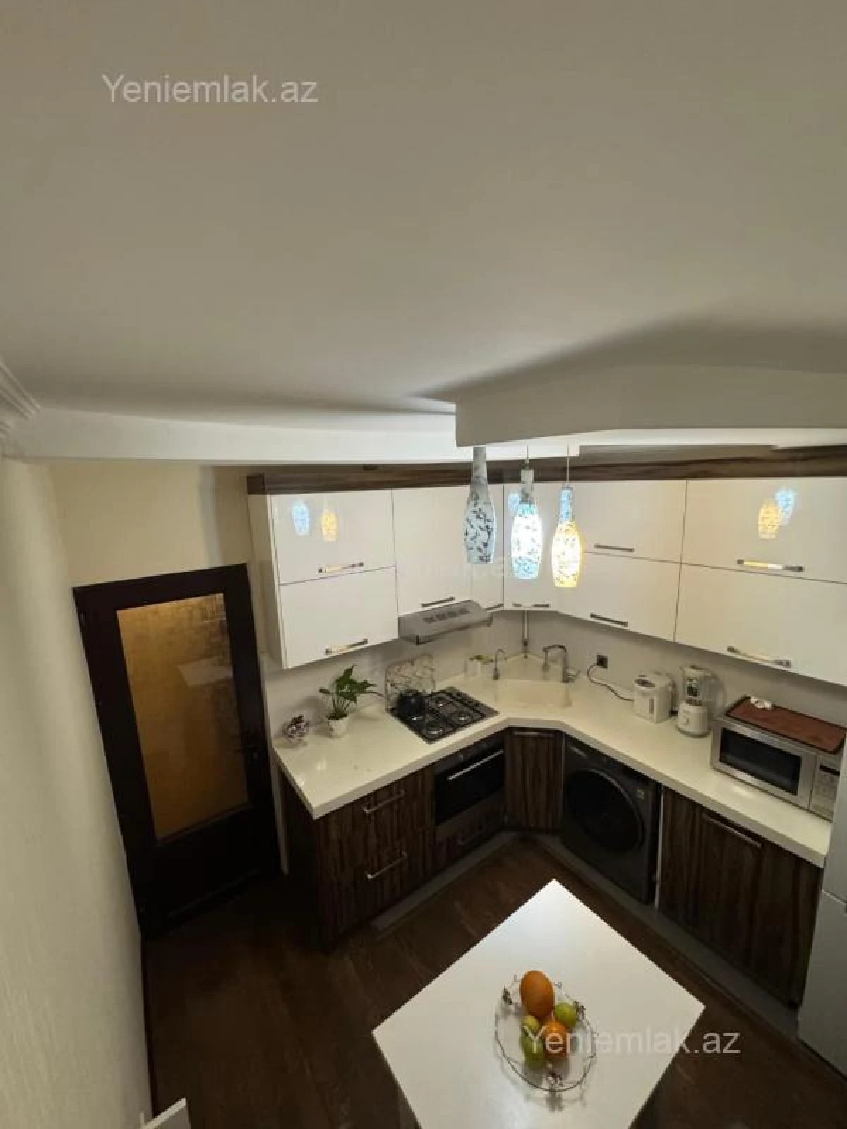 Satılır 3 otaqlı köhnə tikili 85 m²