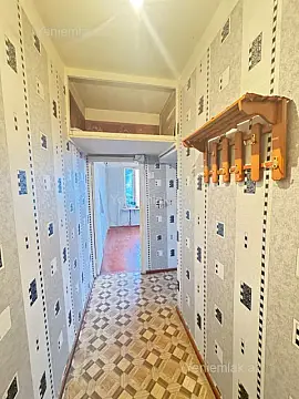 Satılır 2 otaqlı köhnə tikili 50 m²