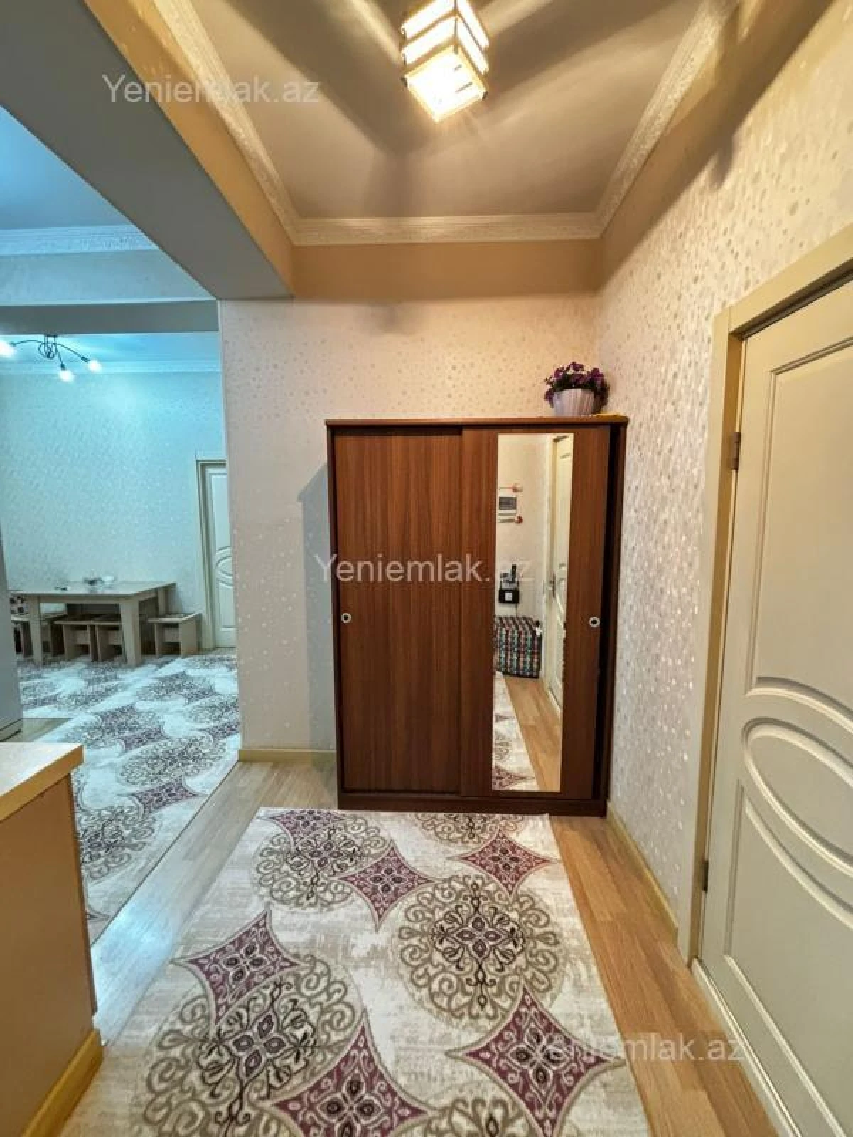 Satılır 3 otaqlı yeni tikili 85 m²