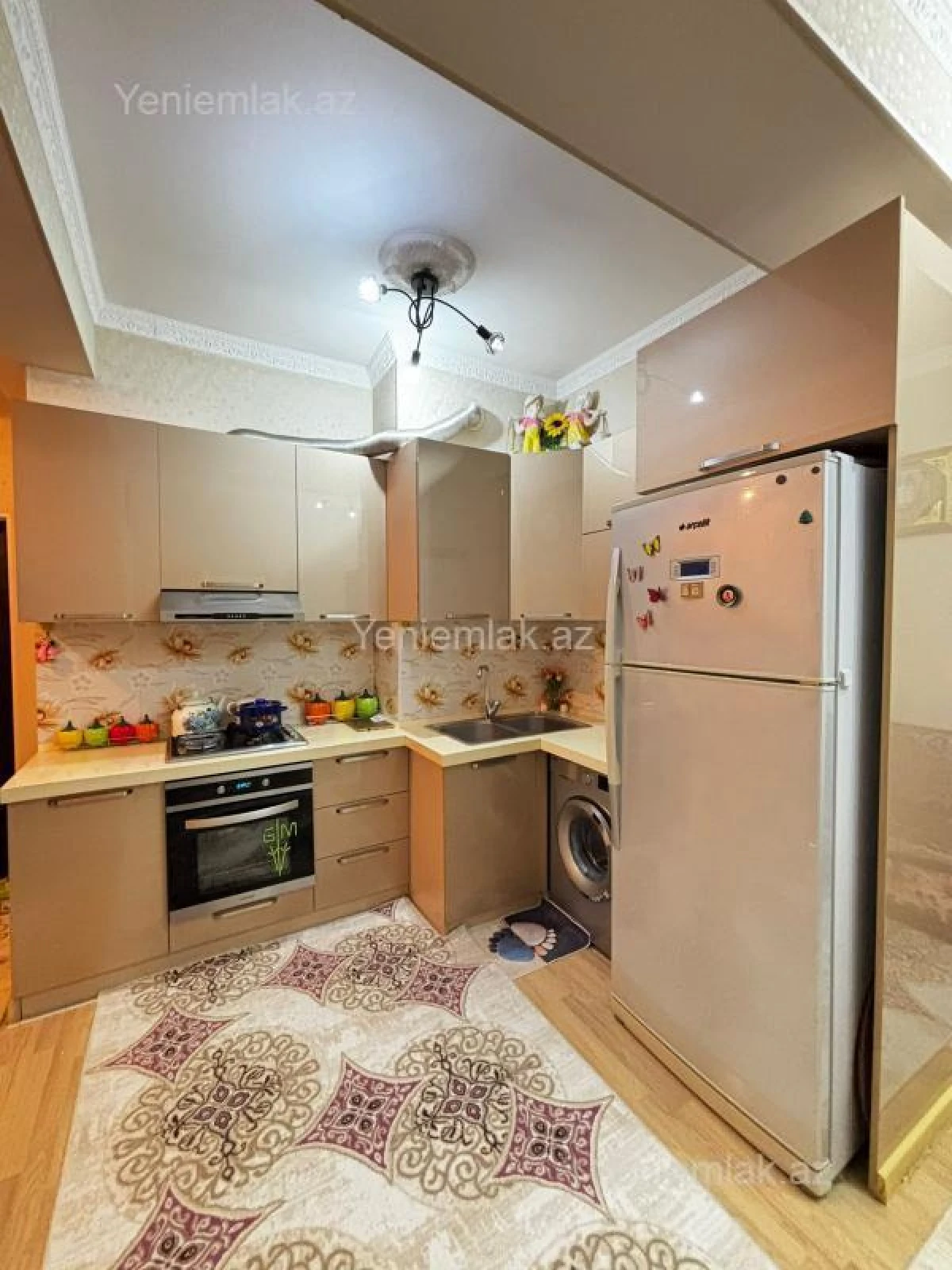 Satılır 3 otaqlı yeni tikili 85 m²