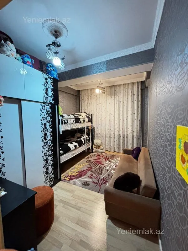 Satılır 3 otaqlı yeni tikili 85 m²