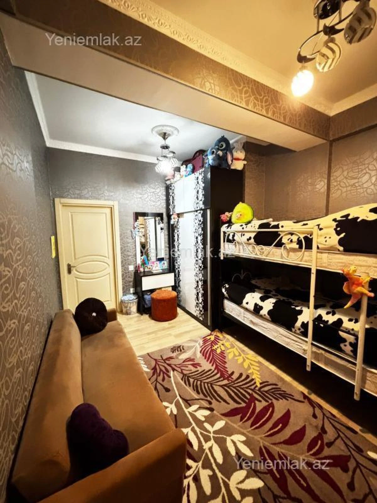 Satılır 3 otaqlı yeni tikili 85 m²