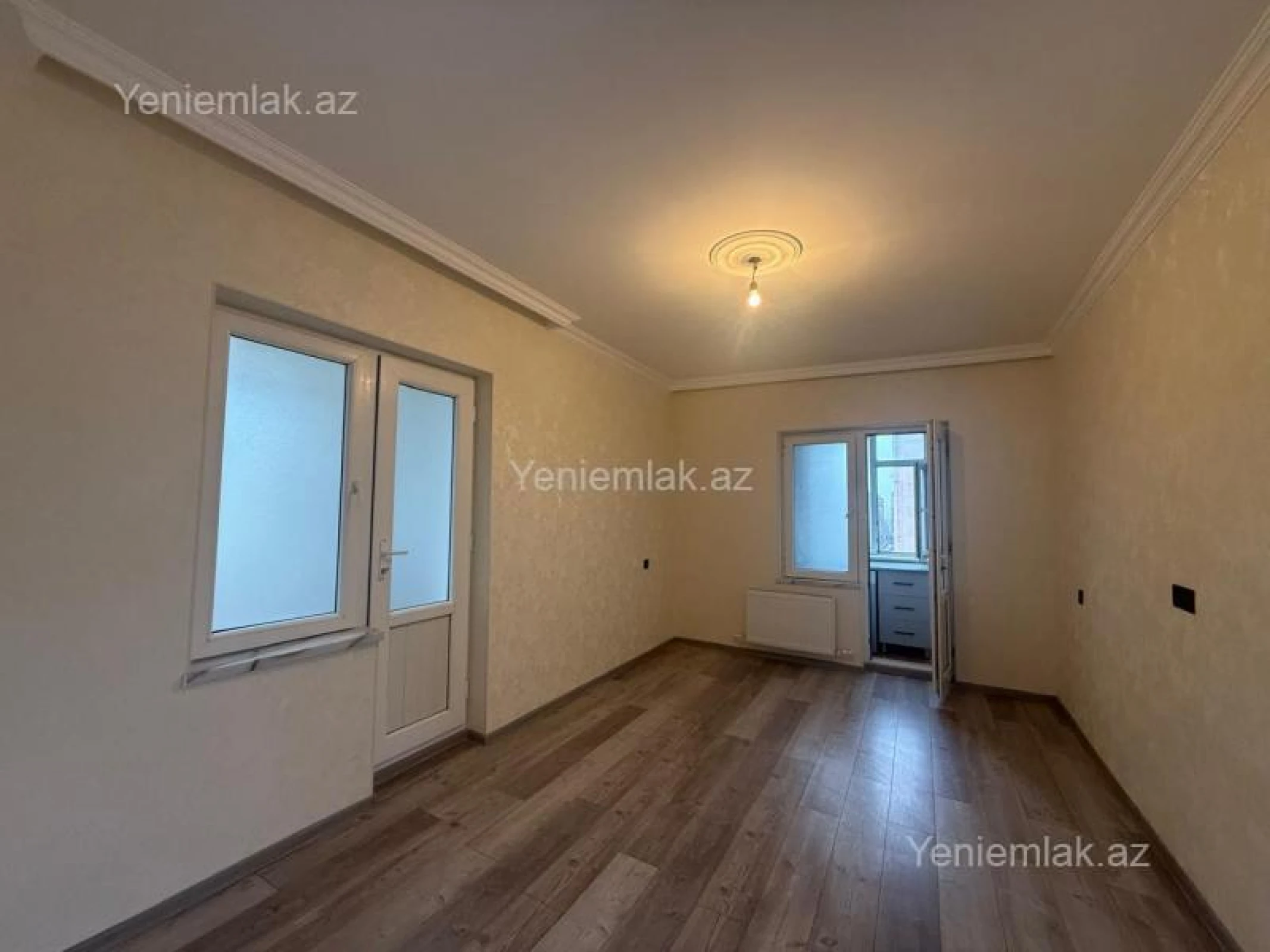 Satılır 2 otaqlı köhnə tikili 40 m²