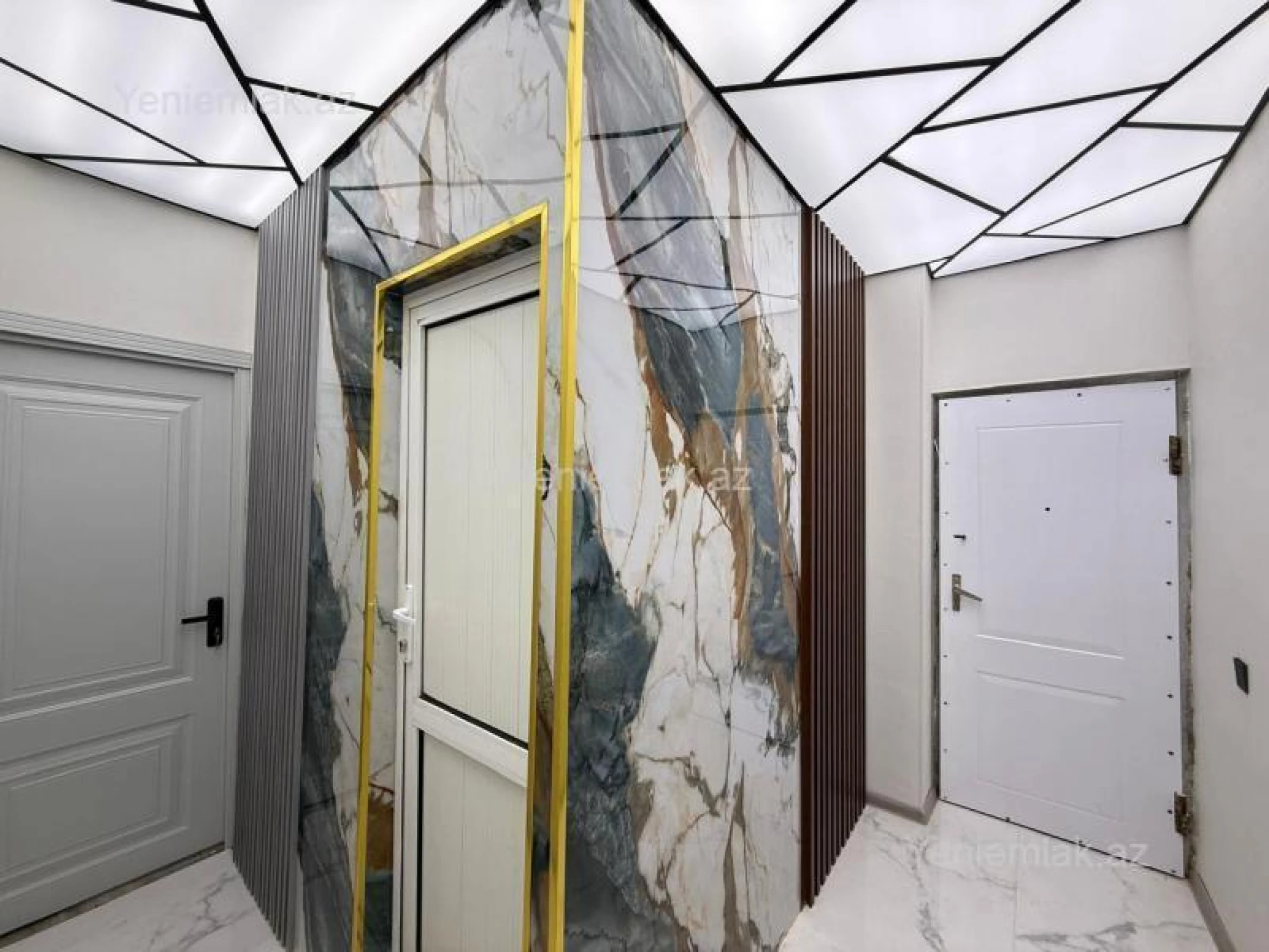 Satılır 2 otaqlı köhnə tikili 40 m²