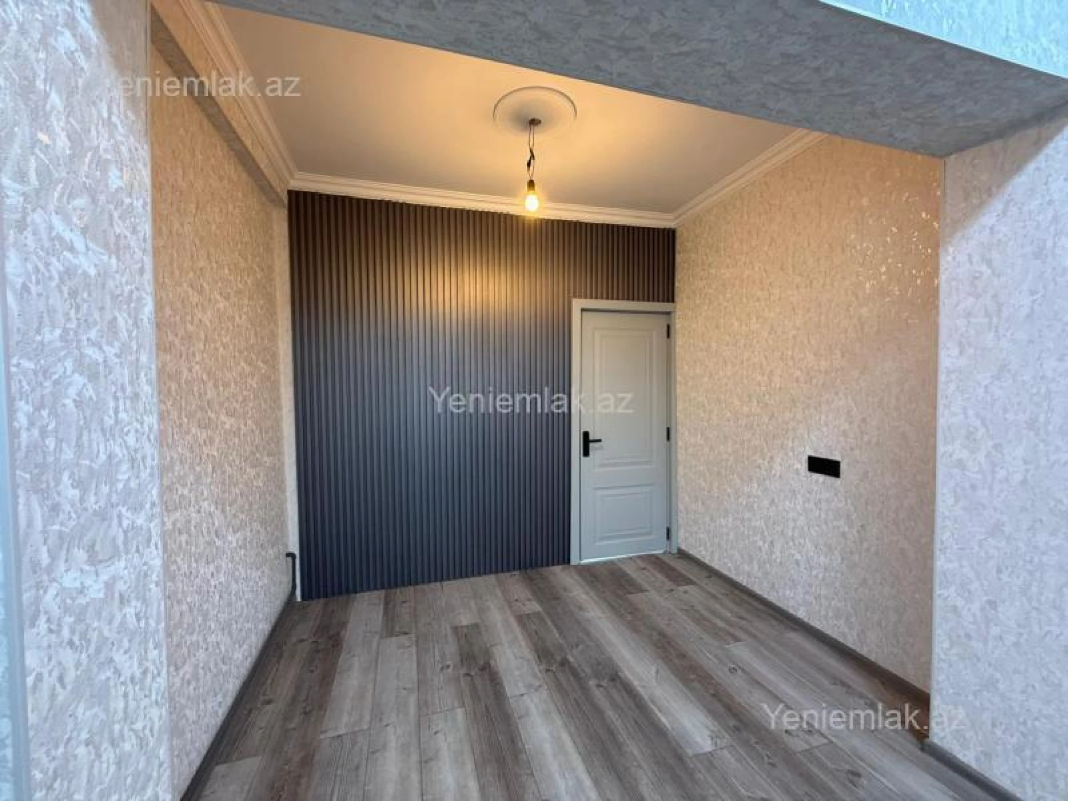 Satılır 2 otaqlı köhnə tikili 40 m²