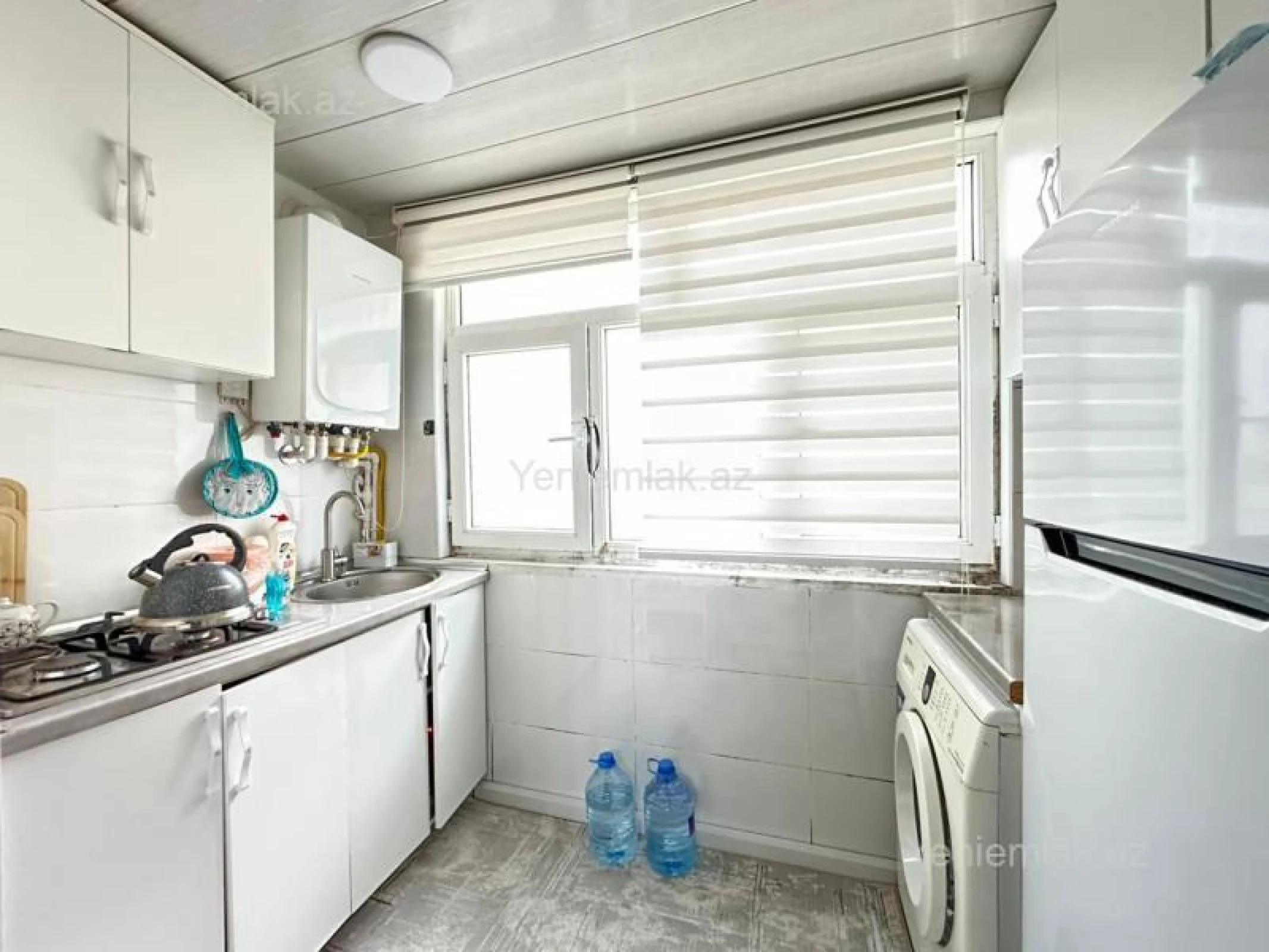 Satılır 1 otaqlı köhnə tikili 38 m²