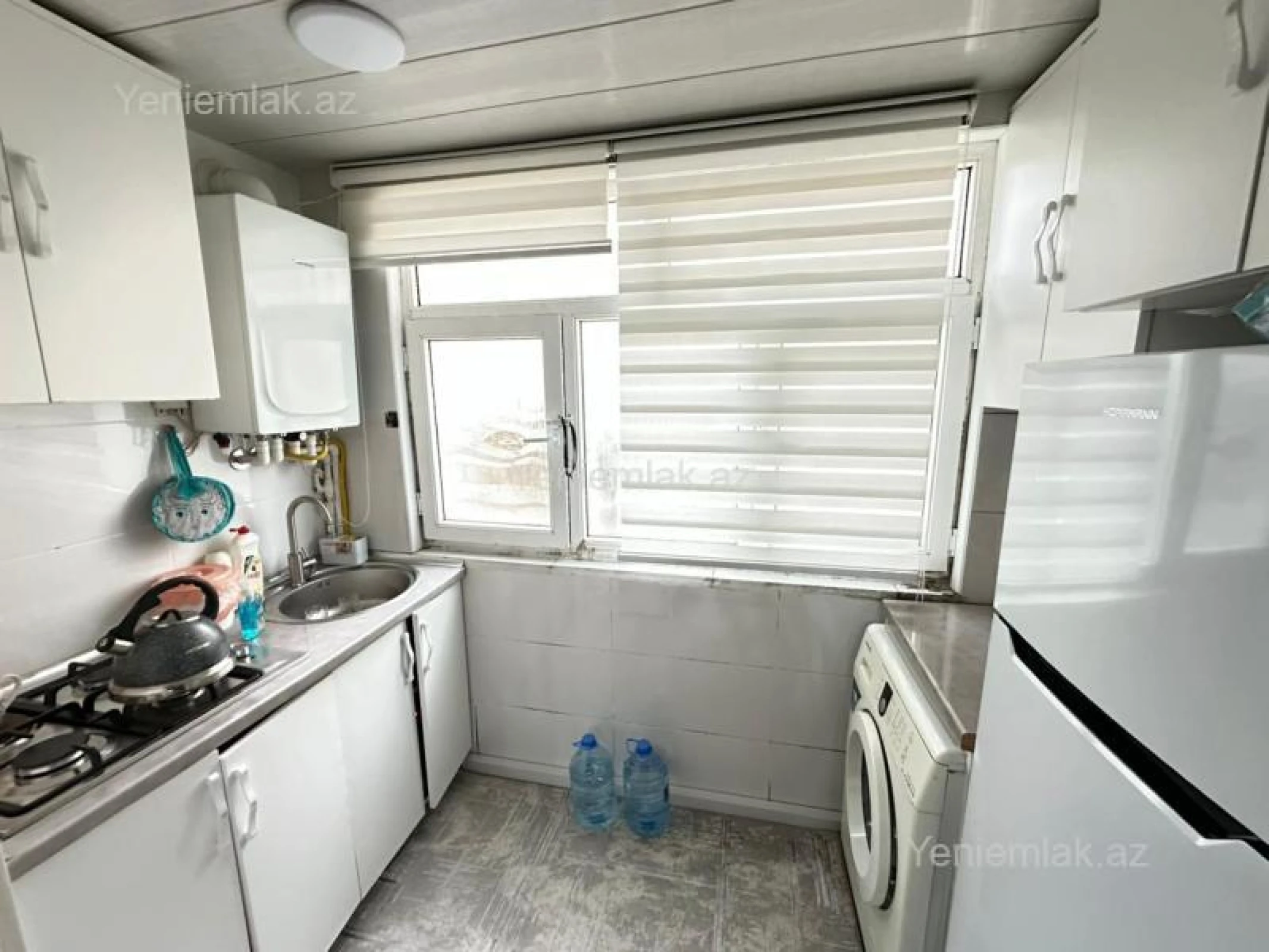 Satılır 1 otaqlı köhnə tikili 38 m²