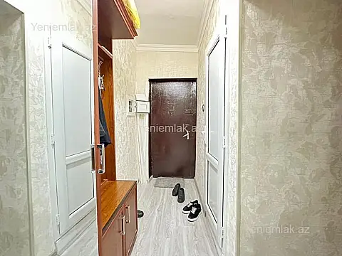 Satılır 1 otaqlı köhnə tikili 38 m²