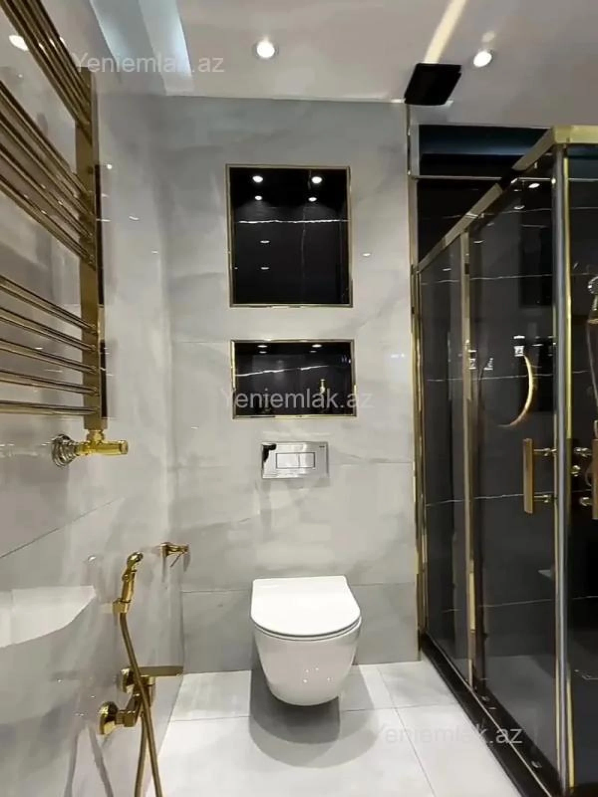 Satılır 3 otaqlı yeni tikili 137 m²