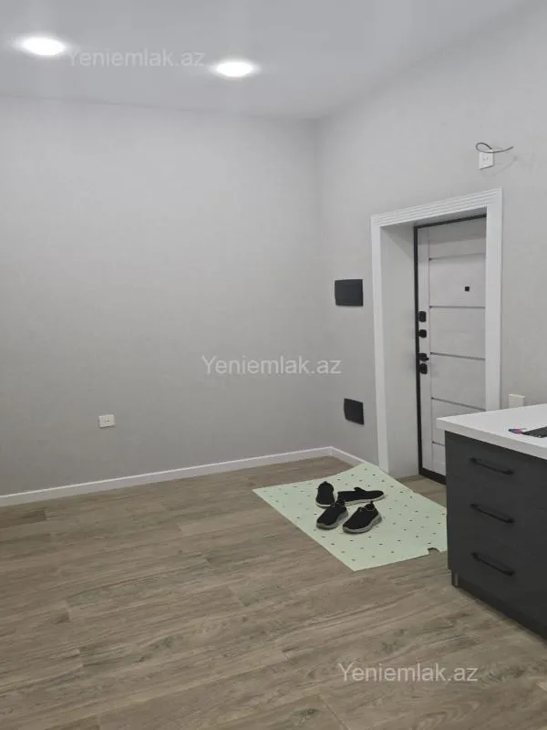 Satılır 2 otaqlı yeni tikili 75 m²