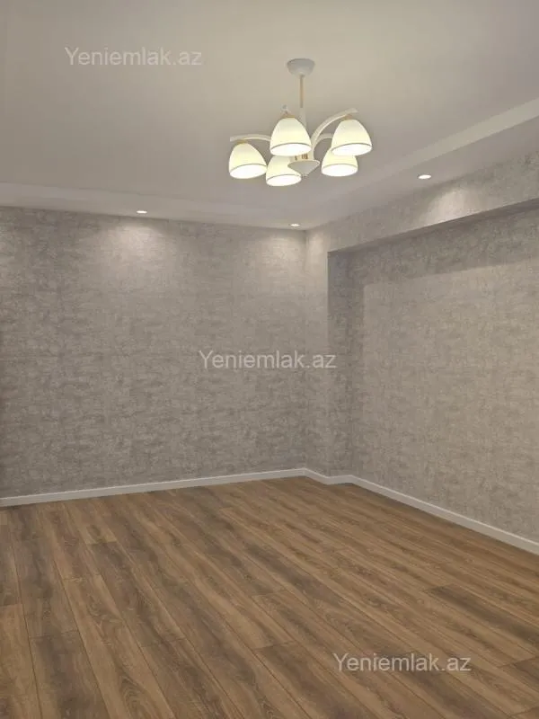 Satılır 2 otaqlı yeni tikili 75 m²