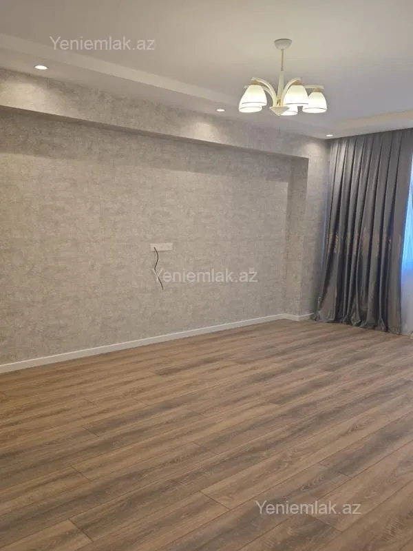 Satılır 2 otaqlı yeni tikili 75 m²