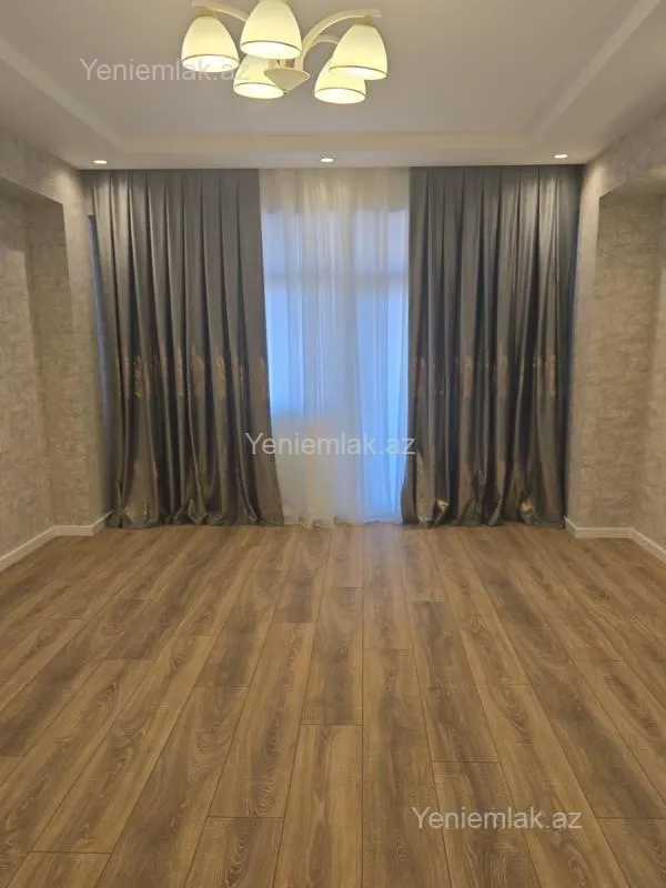Satılır 2 otaqlı yeni tikili 75 m²