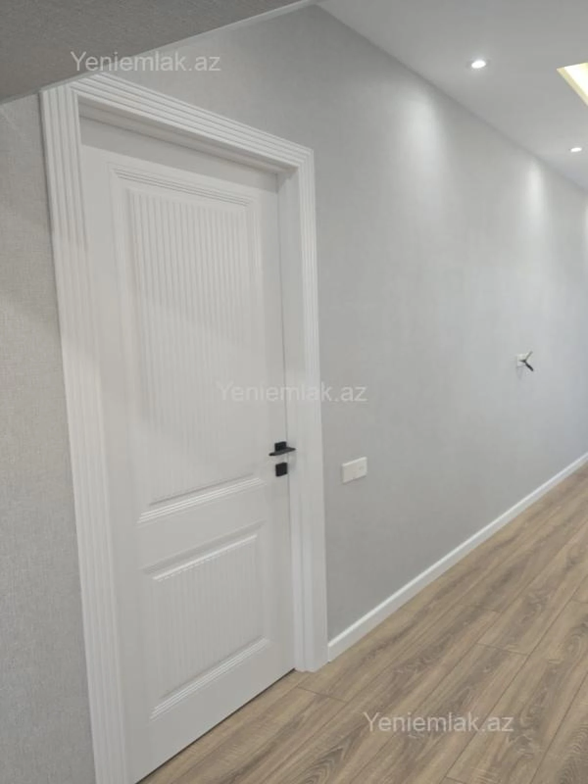 Satılır 2 otaqlı yeni tikili 75 m²