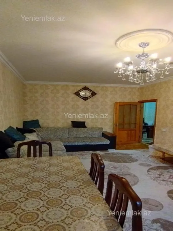 Satılır 2 otaqlı köhnə tikili 65 m²