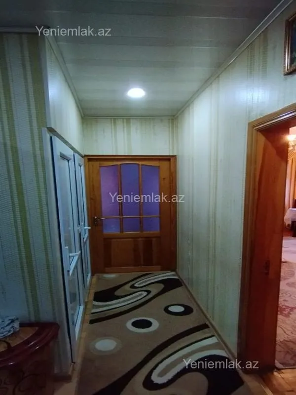 Satılır 2 otaqlı köhnə tikili 65 m²