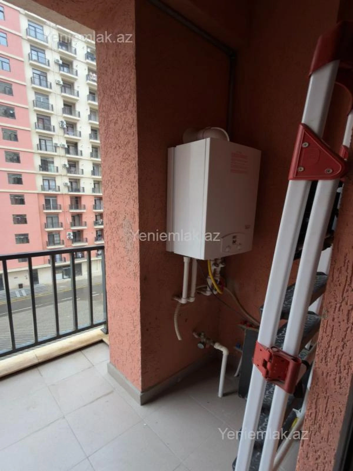 Satılır 2 otaqlı yeni tikili 61 m²